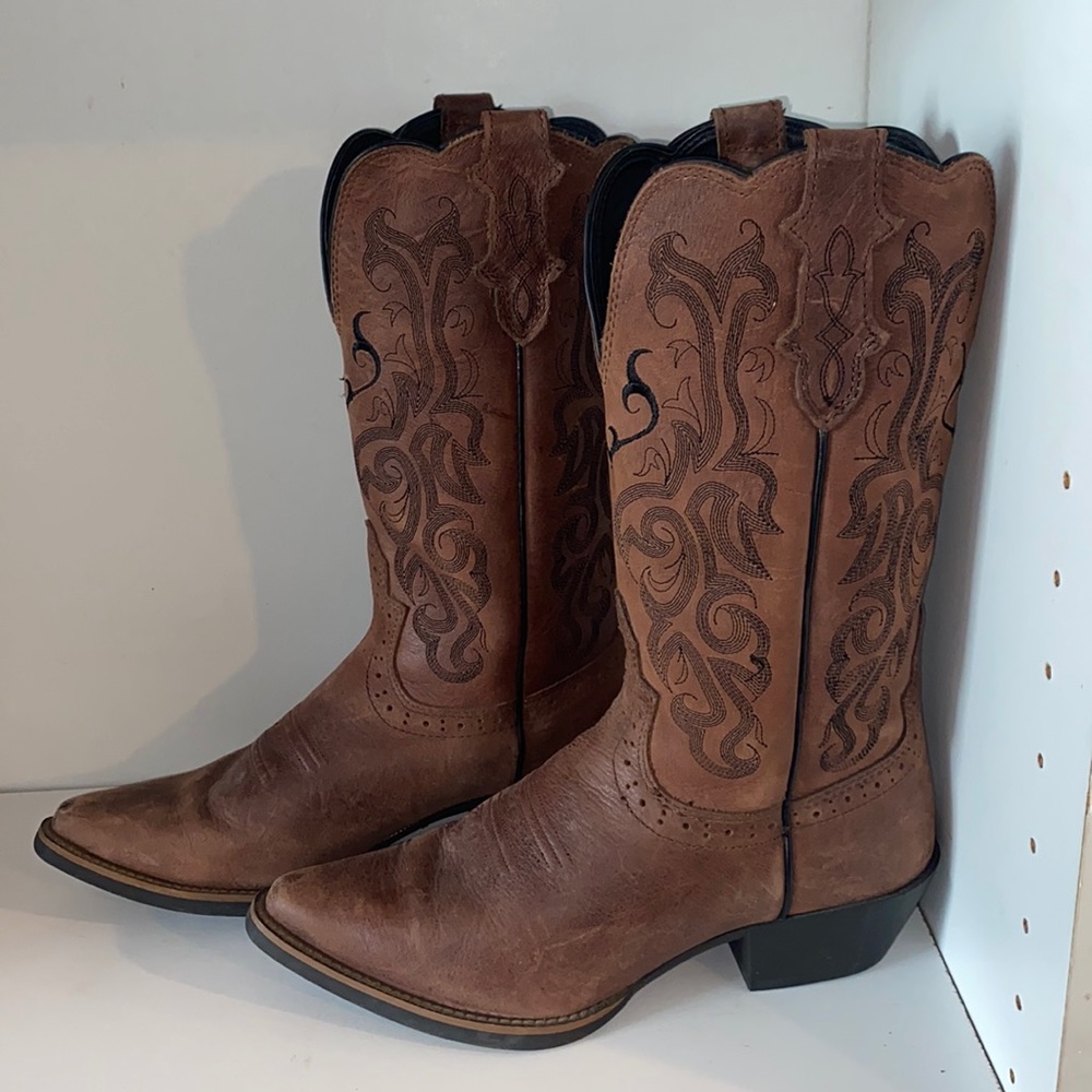 Justin cowboy boots